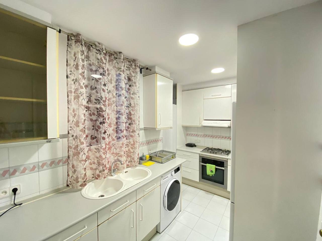 Flor Habitaciones Barcelona Exterior foto